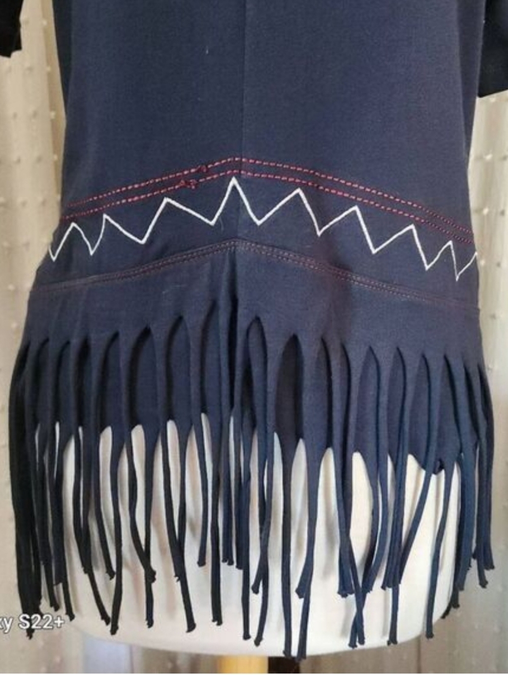 Cruel Women’s Navy short sleeved Fringed Western Inspired V-Neck Knit Top - Picture 2 of 8